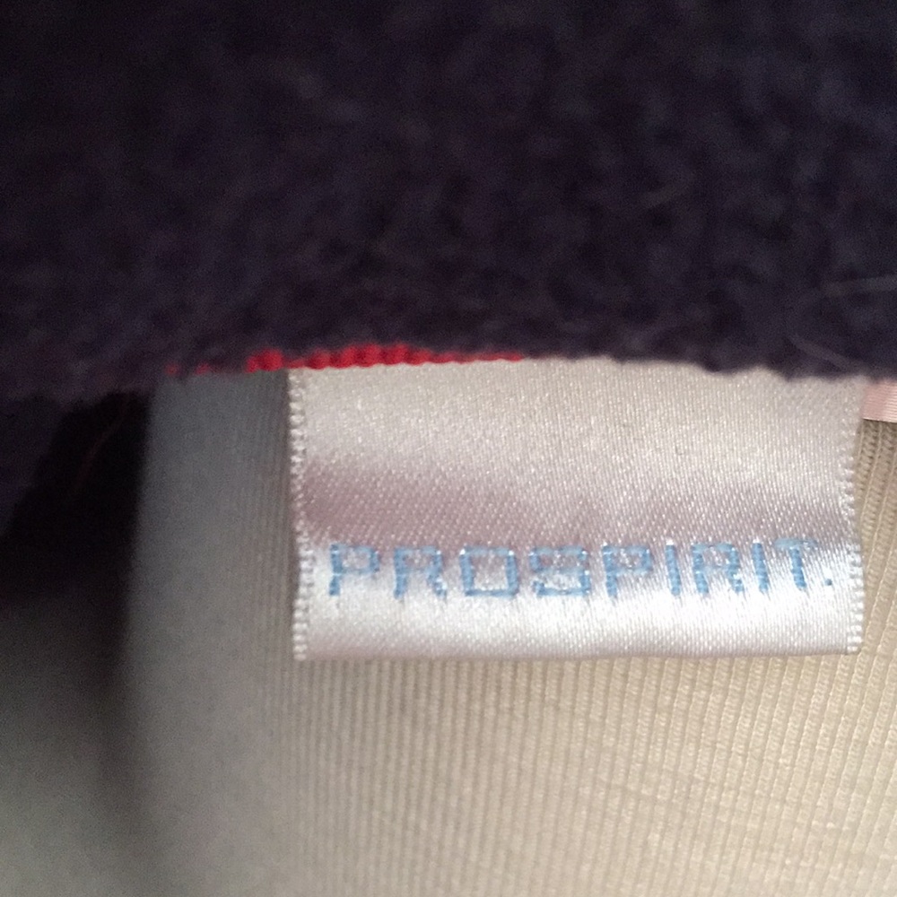 RED JACKET - Picture 6 of 7